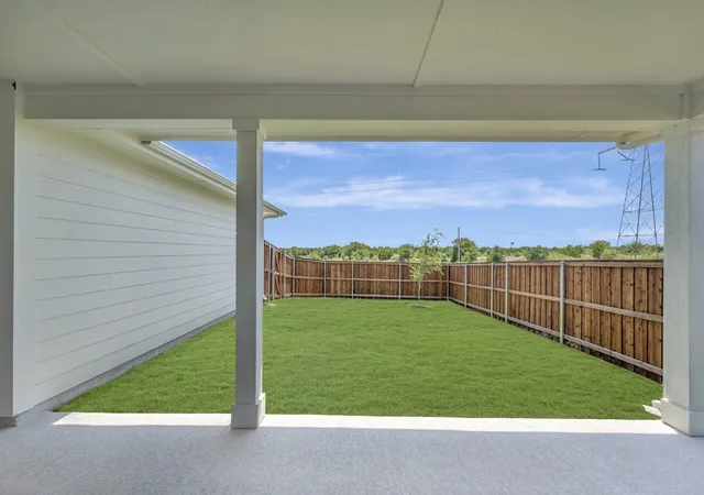 Photo 3 of Single family home for sale at 1064 Hackberry Emperor St, Crowley, TX 76036 | MLS# 21207841 | Listing updated on 2026-08-04