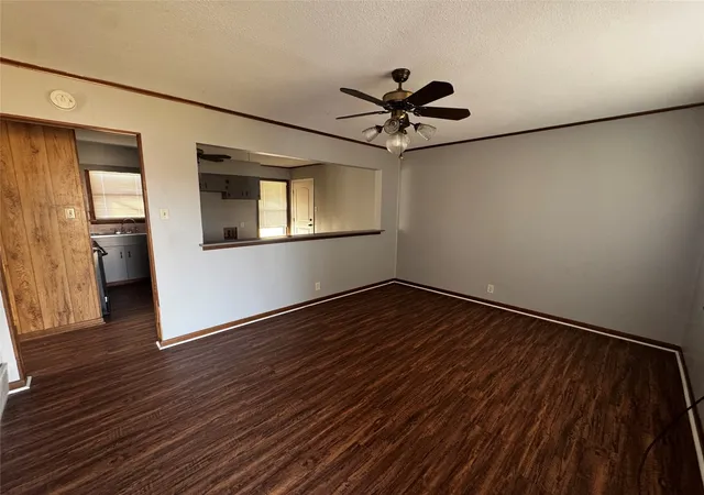 Photo 3 of Single family home for sale at 600 E 5th St, Ferris, TX 75125 | MLS# 21207822 | Listing updated on 2026-08-26