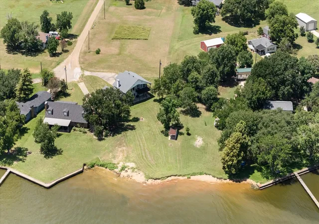 Homes for sale in Trinidad, TX | 113 Cinch Buckle Ranch Rd, Trinidad, TX 75163 | MLS# 21207998