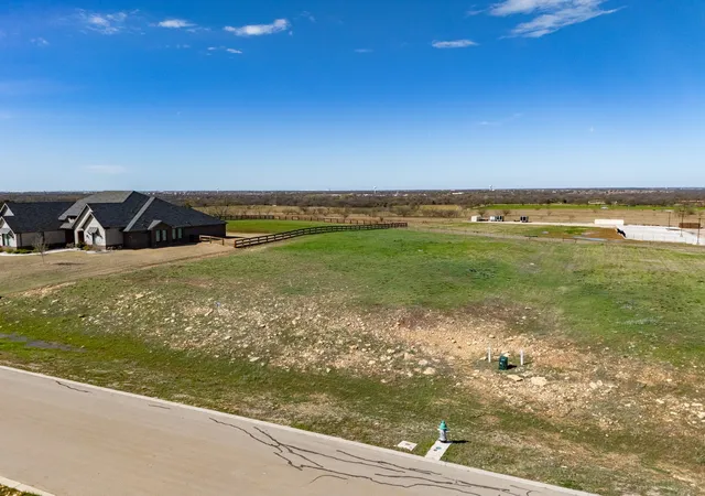 Photo 3 of Land for sale at 9008 Florance Wy, Justin, TX 76247 | MLS# 21203896 | Listing updated on 2026-09-23