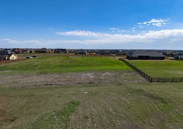 Photo 4 of Land for sale at 9008 Florance Wy, Justin, TX 76247 | MLS# 21203896 | Listing updated on 2026-09-23