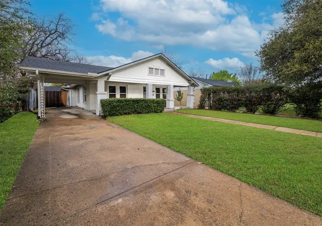 Homes for sale in Fort Worth, TX | 3240 Lipscomb St, Fort Worth, TX 76110 | MLS# 21204804