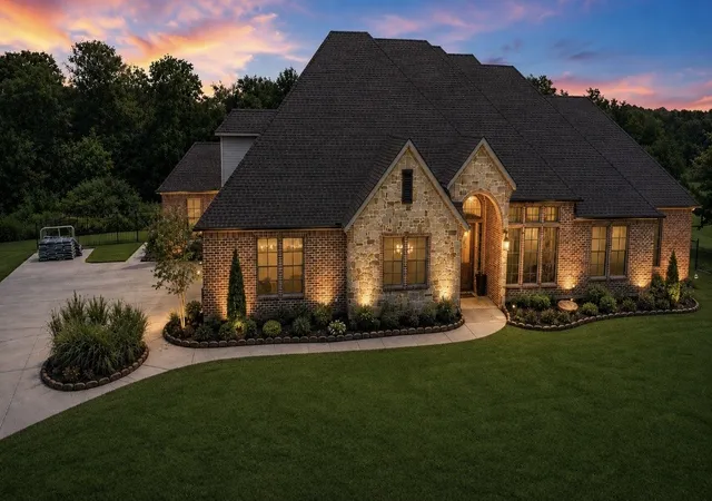 Photo 1 of Single family home for sale at 103 Fireside Ct, Rockwall, TX 75032 | MLS# 21198921 | Listing updated on 2026-08-31