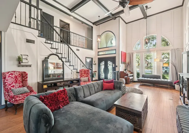 5th image of 5 Woodlands Ct, Trophy Club, TX 76262 | MLS# 21205793