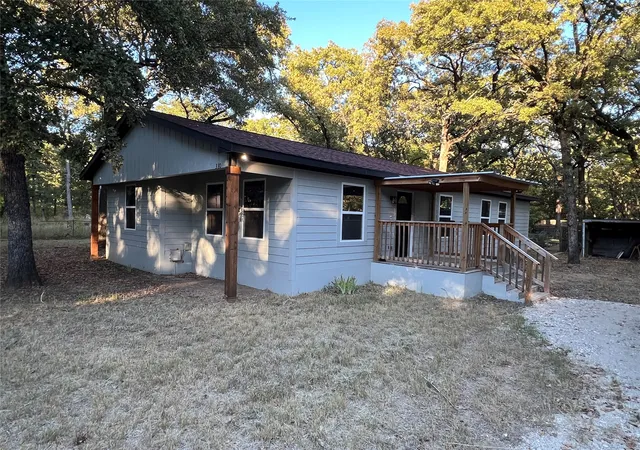 Homes for sale in Gun Barrel City, TX | 310 Eagle Dr, Gun Barrel City, TX 75156 | MLS# 21208287