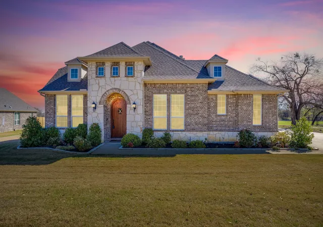 Photo 1 of Single family home for sale at 650 Prairie Timber Rd, Burleson, TX 76028 | MLS# 21206789 | Listing updated on 2026-07-20
