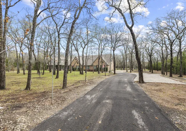 Photo 3 of Single family home for sale at 6675 County Road 2560, Quinlan, TX 75474 | MLS# 21207804 | Listing updated on 2026-10-05