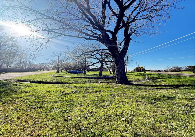 Photo 3 of Land for sale at 315 Smirl Dr, Rockwall, TX 75032 | MLS# 21205245 | Listing updated on 2026-07-07