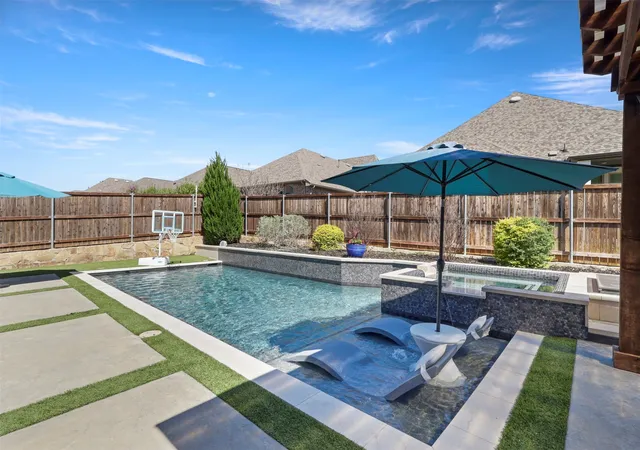 Photo 2 of Sale Pending at 4028 Palomino Rd, Aubrey, TX 76227 | MLS# 21207161 | Listing updated on 2026-10-05