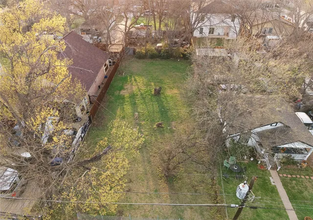 Photo 3 of Sale Pending at 3415 Crossman Ave, Dallas, TX 75212 | MLS# 21208530 | Listing updated on 2026-09-30