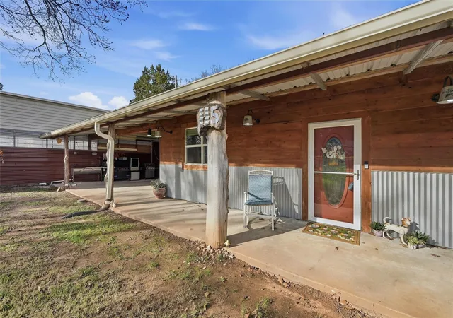 Homes for sale in Gordonville, TX | 115 Friar Tuck Dr, Gordonville, TX 76245 | MLS# 21208240