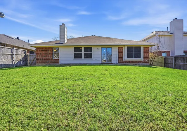 Homes for sale in Corinth, TX | 1703 Caladium Dr, Corinth, TX 76210 | MLS# 21151444