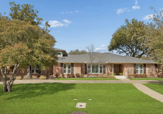 Homes for sale in Dallas, TX | 4475 Twin Post Rd, Dallas, TX 75244 | MLS# 21207494
