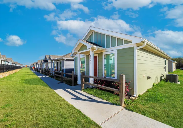Photo 2 of Condo for sale at 8741 Cottage Creek Dr, Fort Worth, TX 76123 | MLS# 21208748 | Listing updated on 2026-08-24