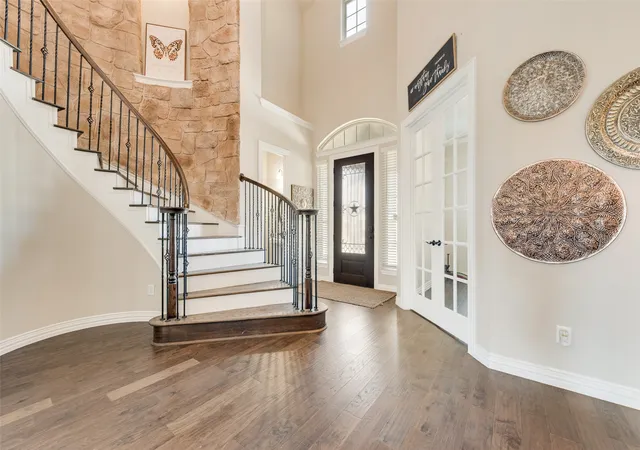 Photo 2 of Single family home for sale at 1409 Eminence Ln, Wylie, TX 75098 | MLS# 21207176 | Listing updated on 2026-08-17