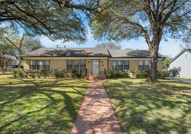 Photo 1 of Single family home for sale at 3117 Colcord Ave, Waco, TX 76707 | MLS# 21208886 | Listing updated on 2026-08-28