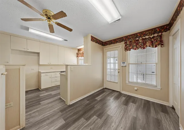 Photo 4 of Single family home for sale at 3117 Colcord Ave, Waco, TX 76707 | MLS# 21208886 | Listing updated on 2026-08-28