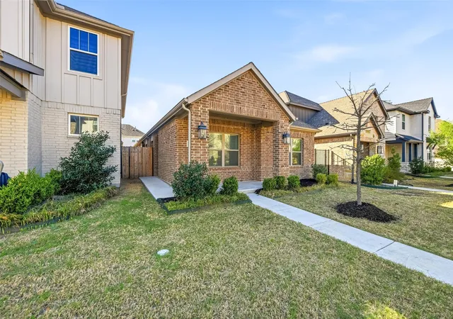 Photo 2 of Single family home for sale at 4705 Sunny Pathway, Haltom City, TX 76117 | MLS# 21207056 | Listing updated on 2026-08-26