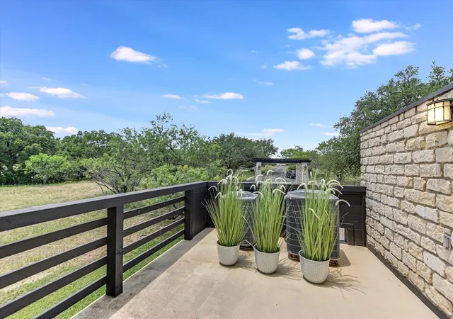 Photo 4 of Townhouse for sale at 402 Lost Echo #8, Horseshoe Bay, TX 78657 | MLS# 21209181 | Listing updated on 2026-09-24