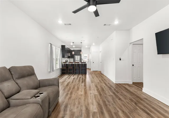 Homes for sale in Sulphur Springs, TX | 101 Ross St W, Sulphur Springs, TX 75482 | MLS# 21209107