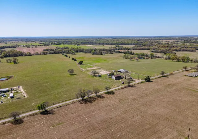 Photo 3 of Single family home for sale at 198 Vz County Road 4311, Ben Wheeler, TX 75754 | MLS# 21199270 | Listing updated on 2026-10-07