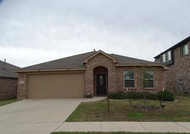 Homes for sale in Alvarado, TX | 1128 Nighthawk Trl, Alvarado, TX 76009 | MLS# 21208849