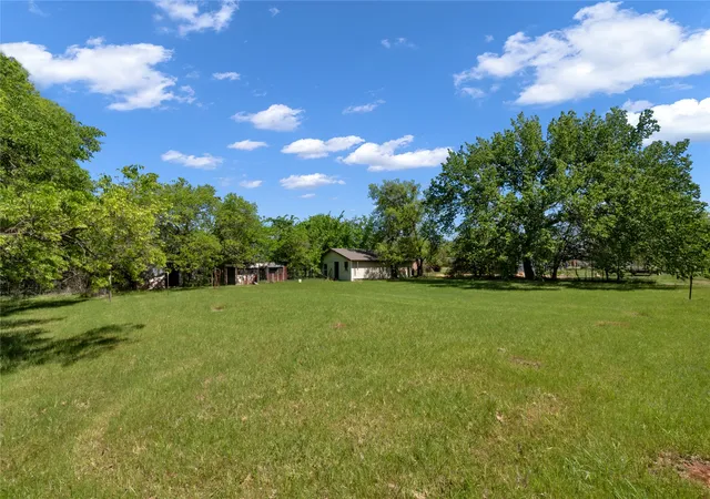 Homes for sale in Valley View, TX | 115 Gibson Ln, Valley View, TX 76272 | MLS# 21209306