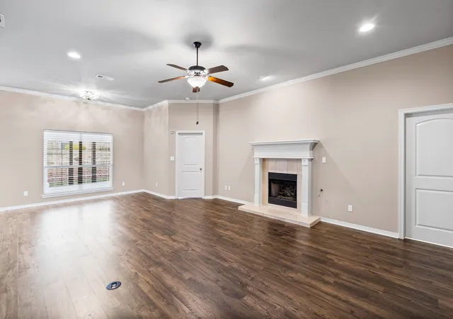 Photo 3 of Single family home for sale at 111 Crestway Dr #24, Cedar Hill, TX 75104 | MLS# 21209276 | Listing updated on 2026-08-27