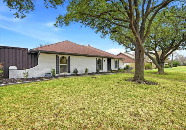 Homes for sale in Plano, TX | 3832 Leathertop Dr, Plano, TX 75075 | MLS# 21209421