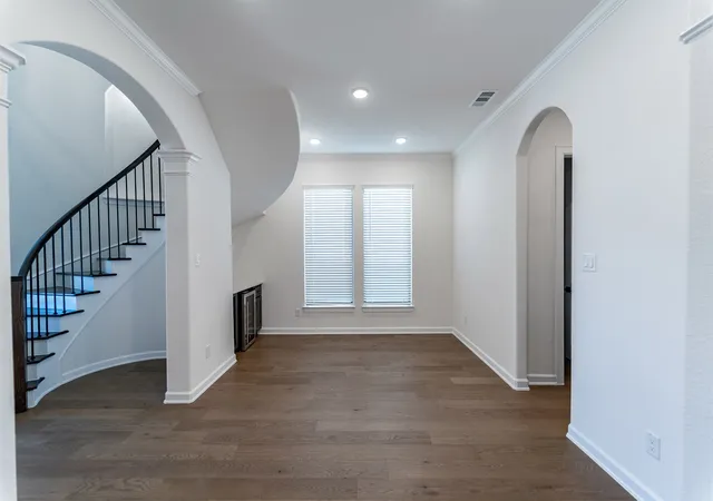 Photo 3 of Single family home for sale at 1818 Verona Ln, Rockwall, TX 75032 | MLS# 21209427 | Listing updated on 2026-08-31