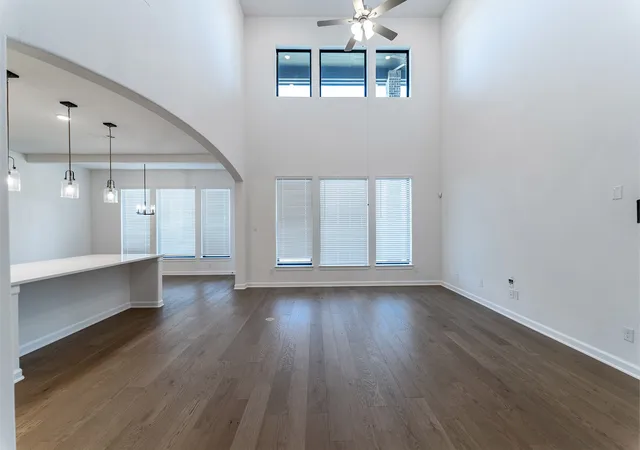 Photo 3 of Single family home for sale at 1818 Verona Ln, Rockwall, TX 75032 | MLS# 21209427 | Listing updated on 2026-08-31
