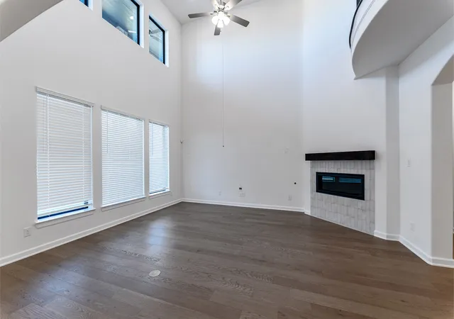 Photo 4 of Single family home for sale at 1818 Verona Ln, Rockwall, TX 75032 | MLS# 21209427 | Listing updated on 2026-08-31
