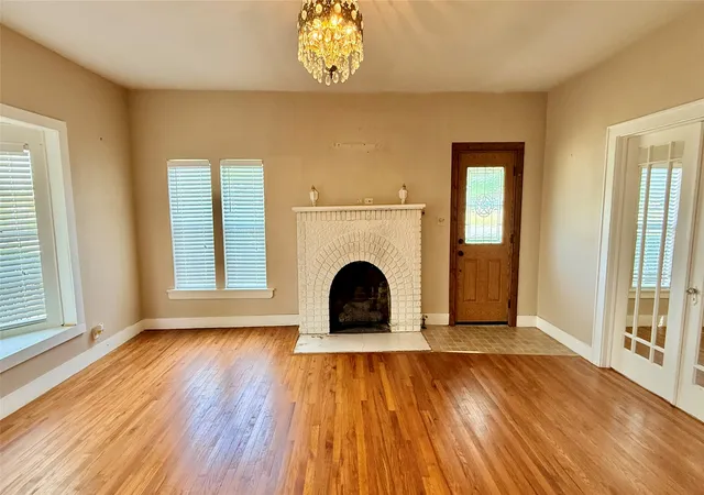 Photo 3 of Single family home for sale at 1122 4th St, Graham, TX 76450 | MLS# 21209479 | Listing updated on 2026-08-18