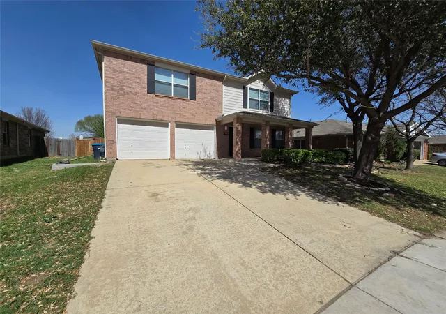 Photo 1 of Sale Pending at 1429 Trading Post Dr, Fort Worth, TX 76131 | MLS# 21197247 | Listing updated on 2026-08-29