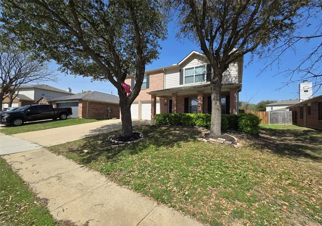 Photo 3 of Sale Pending at 1429 Trading Post Dr, Fort Worth, TX 76131 | MLS# 21197247 | Listing updated on 2026-08-29