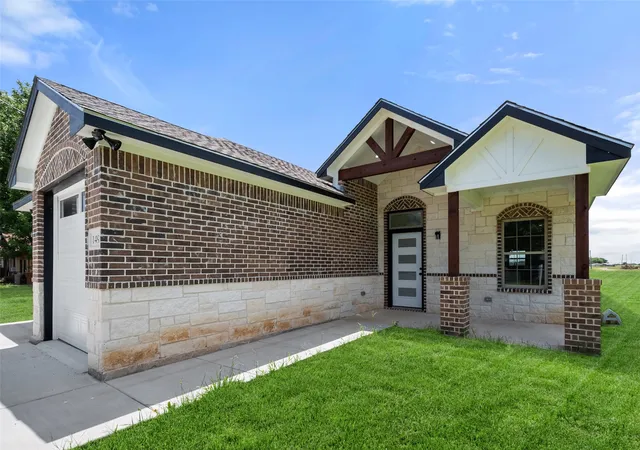 Homes for sale in Trinidad, TX | 149 L B J Ranch Rd, Trinidad, TX 75163 | MLS# 21209260