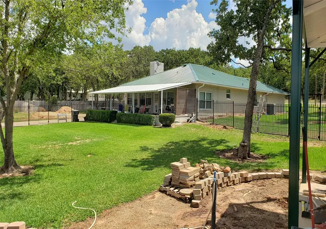 Homes for sale in Nocona, TX | 213 Cortez Dr, Nocona, TX 76255 | MLS# 21209784