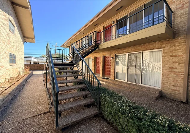 Photo 1 of Condo for sale at 11312 Park Central Pl #D, Dallas, TX 75230 | MLS# 21209973 | Listing updated on 2026-08-28