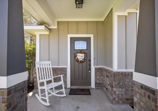 Photo 3 of Single family home for sale at 307 Mission Crest Cir, Lindale, TX 75771 | MLS# 21210162 | Listing updated on 2026-08-18