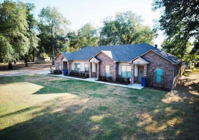 Photo 4 of House for sale at 20333 Farm Market Road 2493, Bullard, TX 75757 | MLS# 21210175 | Listing updated on 2026-08-24