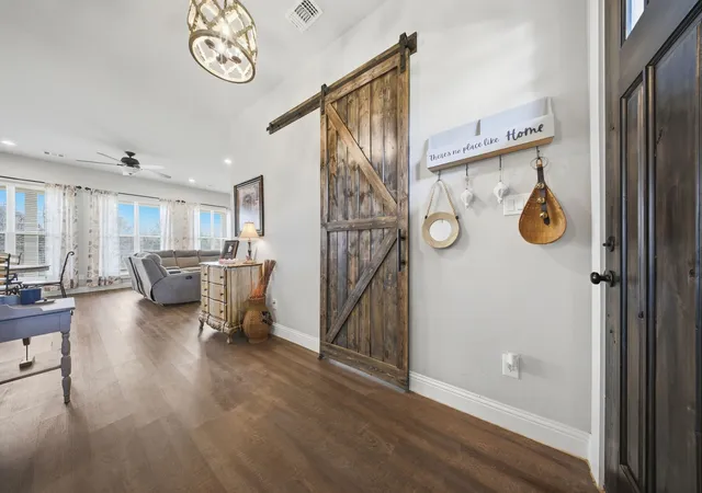 Photo 3 of Single family home for sale at 3050 County Road 178, Gainesville, TX 76240 | MLS# 21210219 | Listing updated on 2026-08-24