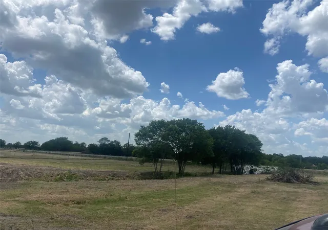 Photo 1 of Land for sale at 0 Tract 2 Lyman T Davis, Corsicana, TX 75110 | MLS# 21210426 | Listing updated on 2026-08-20