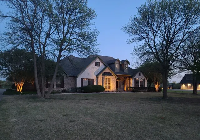 Photo 4 of Single family home for sale at 107 Harvest Ridge Cvs, Rockwall, TX | MLS# 21208219 | Listing updated on 2026-08-28