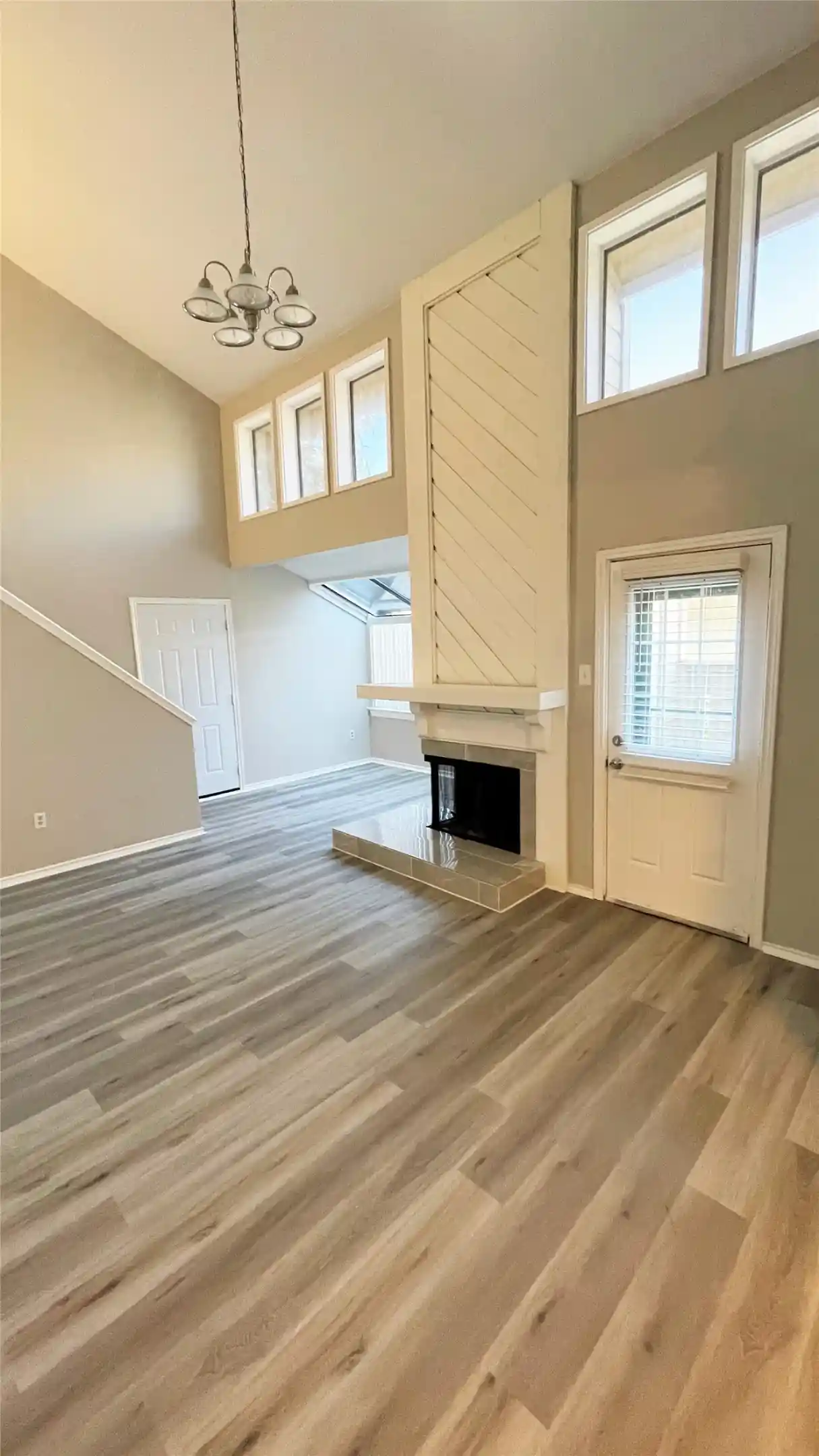 Listing Photo 1 - Condo for sale in 9600 Royal Ln located at 9600 Royal Ln, Dallas, TX 75243 - Unit #604