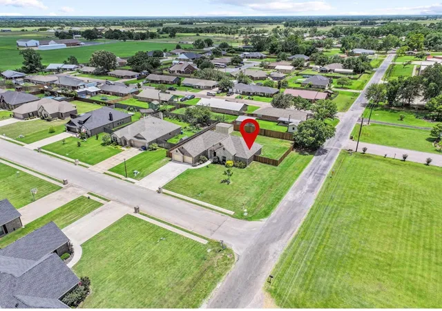 Homes for sale in Collinsville, TX | 700 Mary Lee Ln, Collinsville, TX 76233 | MLS# 21210728
