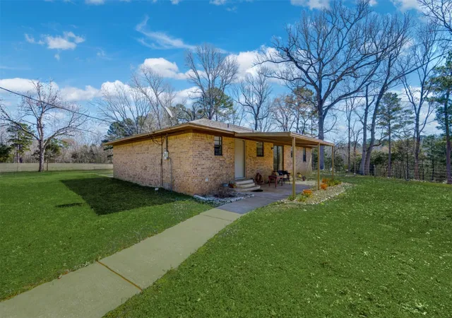 Photo 2 of Land for sale at 5730 E Fm 323, Palestine, TX 75801 | MLS# 21196476 | Listing updated on 2026-08-24