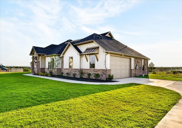 Photo 2 of Single family home for sale at 1016 Brock Heights Ct, Brock, TX 76087 | MLS# 21210797 | Listing updated on 2026-10-08