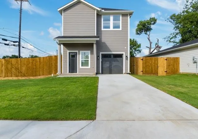 Photo 2 of Single family home for sale at 2725 1st Ave, Dallas, TX 75210 | MLS# 21210820 | Listing updated on 2026-08-24
