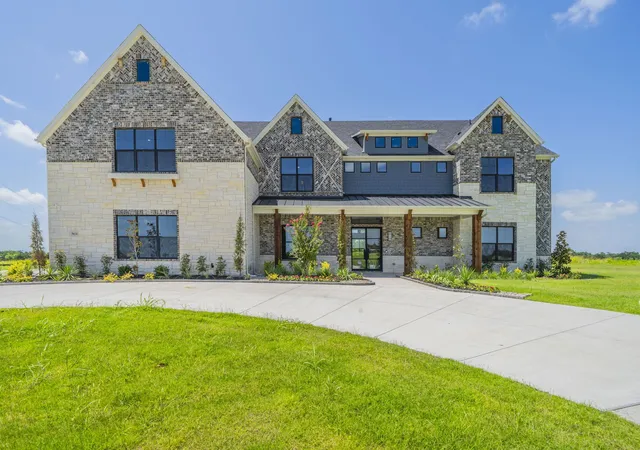 Photo 1 of Mansion for sale at 3614 Autumn Ave, Princeton, TX 75407 | MLS# 21210945 | Listing updated on 2026-07-19