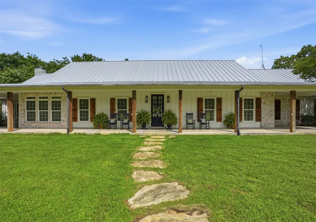 Single family home for sale at 2151 Lipan Hwy, Granbury, TX 76048 | MLS# 21211156
